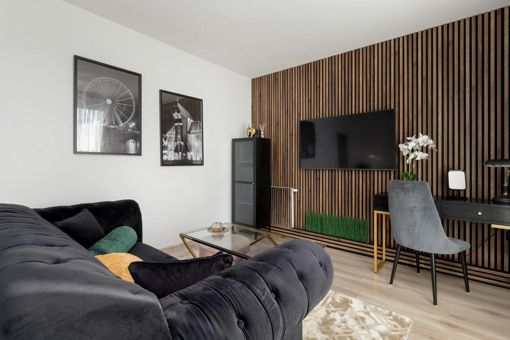 Apartment Stylowy Z Parkingiem I Biurkiem W Gdansku By Renters